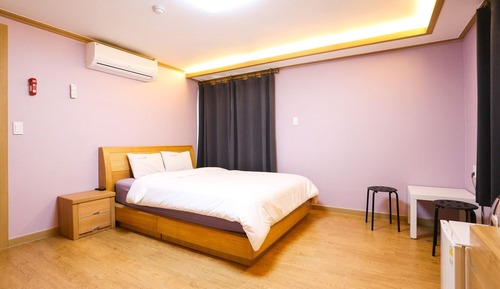 Room (Special Room)