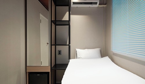 Room (Mini)