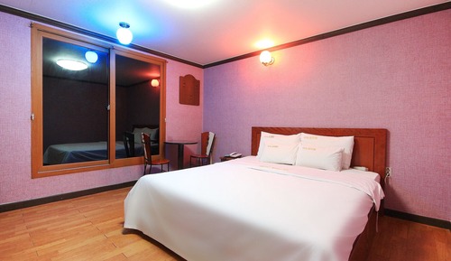 Room (Standard Room)