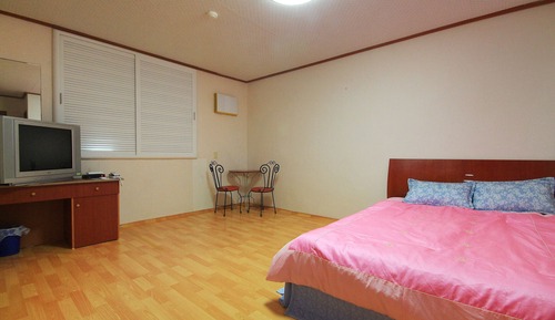 Room (Standard Room)