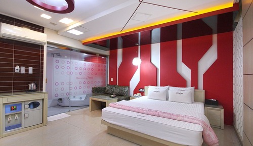 Room (Semi-Special Room)
