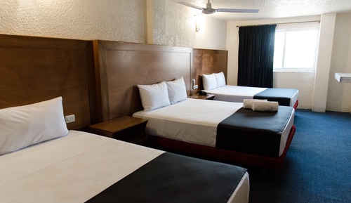 Habitación triple Grand