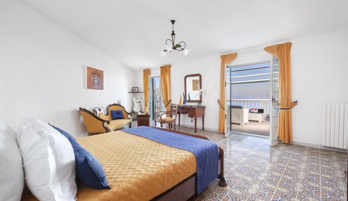 Villa, 4 habitaciones, fumadores, piscina privada