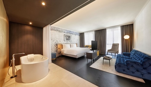Suite