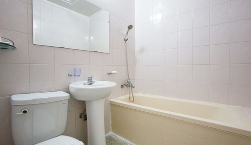 Room (Double Room (A Building))