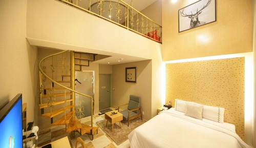 Room (Special Room)