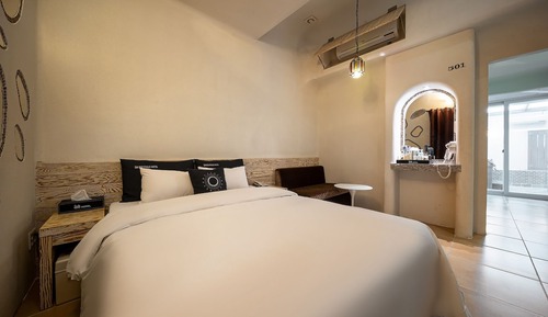 Room (Terrace A)