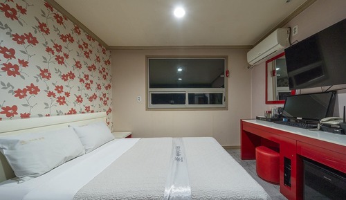 Room (Standard Room)