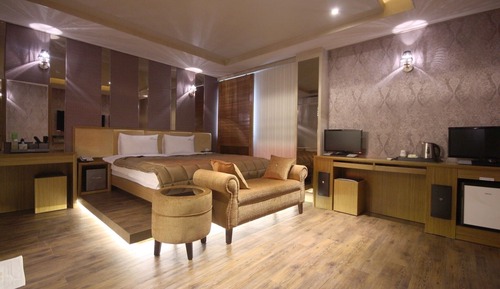 Room (Special Room)