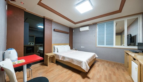 Room (Standard Room)