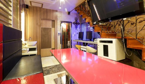 Room (Duplex Party Room with Hotel Vacation)