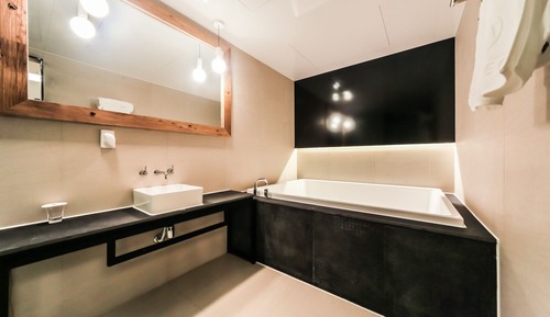 Room (VIP Residence Twin (spacious self-cat)