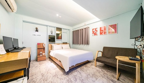 Room (Special room (couple PC room bathtub )