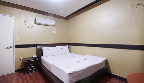 Room (Walking Special - Standard Room (No P)