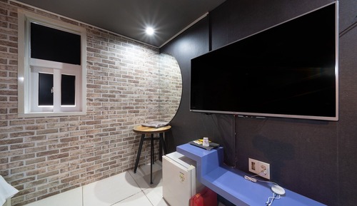 Room (Premium - Non-Smoking Room (Special R)
