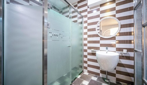 Room (VIP (Styler))
