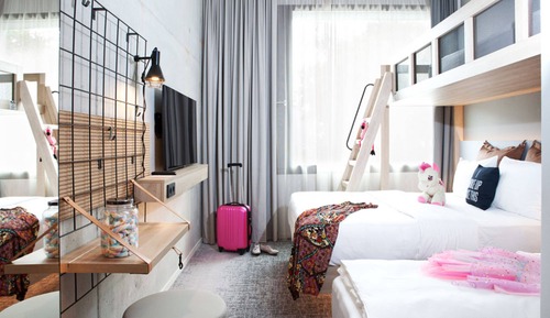 Habitación familiar, 1 cama de matrimonio con sofá cama, con vistas