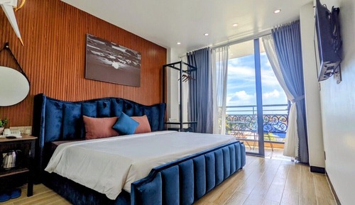 Habitación Deluxe doble, 1 cama de matrimonio grande, balcón