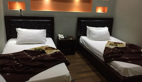 Habitación con 1 cama doble o 2 individuales