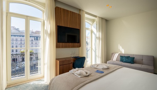 Habitación Deluxe con 1 cama doble o 2 individuales, vistas a la ciudad