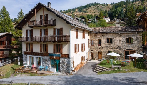 Apartamento Confort, baño privado, vistas a la montaña