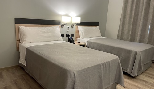 Habitación con 1 cama doble o 2 individuales