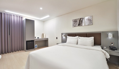 Deluxe Double Room - No Parking