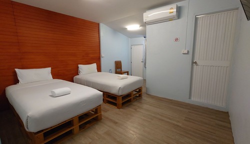 Habitación estándar con 2 camas individuales