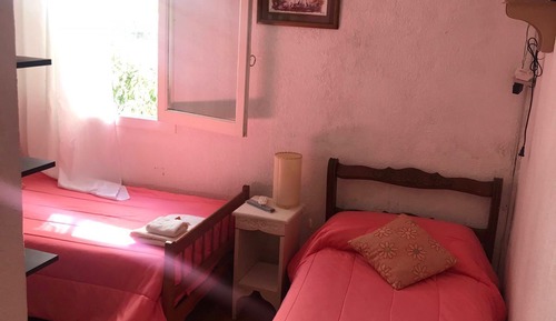 Habitación clásica con 2 camas individuales