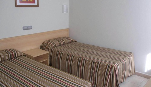 Habitación cuádruple estándar
