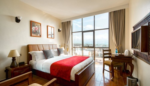Habitación clásica, 1 cama de matrimonio grande, vistas a la montaña