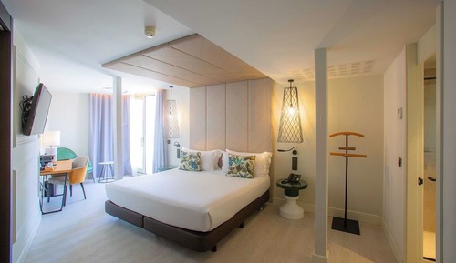 Habitación de lujo doble, bañera de hidromasaje (Essence)