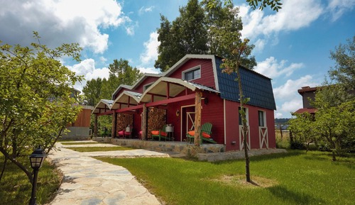Barn Ev