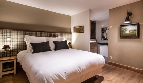 Habitación Deluxe doble, 1 cama de matrimonio, vistas a la montaña