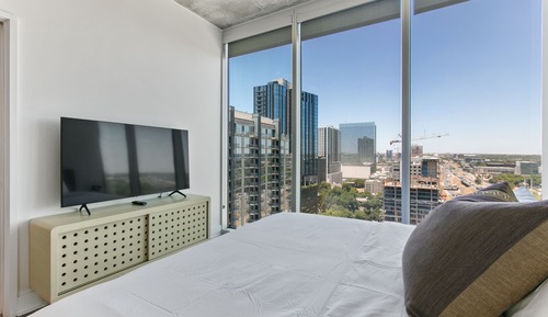 Apartamento Grand, 1 habitación, balcón, vistas a la ciudad