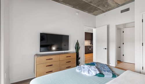 Apartamento Elite, 1 habitación, balcón, vistas a la ciudad