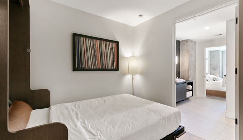 Apartamento ejecutivo, 2 habitaciones, balcón, vistas a la ciudad