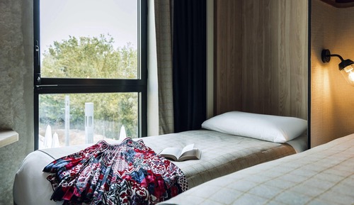 Habitación estándar (1 Double Bed and 2 Single Beds)