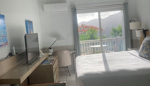 Suite estudio Confort, 1 cama de matrimonio grande