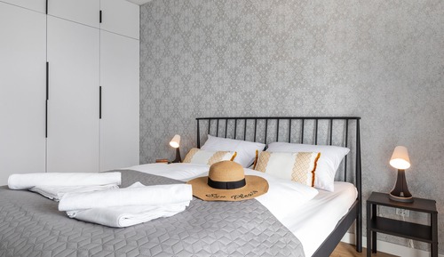Apartamento superior, 1 cama de matrimonio con sofá cama