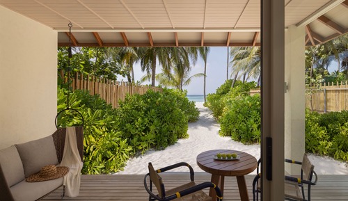 Villa, junto a la playa (Avani)