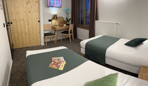 Habitación estándar con 1 cama doble o 2 individuales