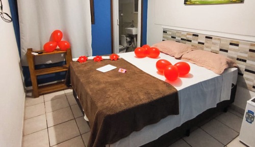 Habitación económica con 2 camas individuales, 1 cama doble, terraza