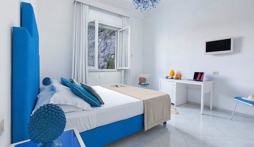 Habitación estándar doble, vistas parciales al mar