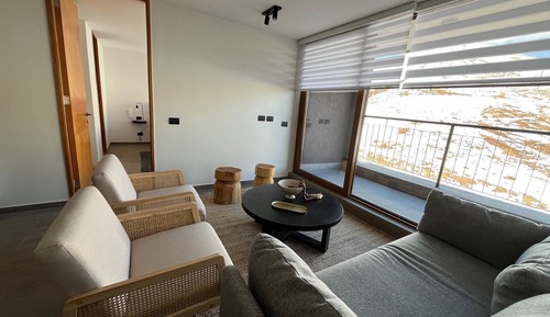 Apartamento familiar, 2 habitaciones, vistas a la montaña (B)