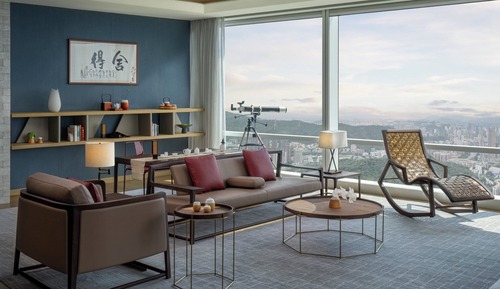 Suite (Oriental)