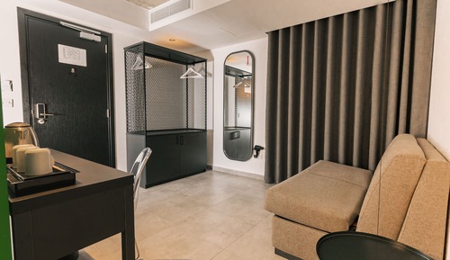 Habitación Confort con 1 cama doble o 2 individuales