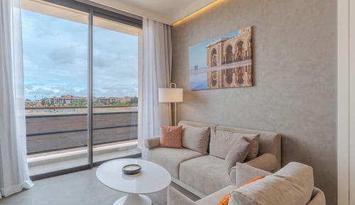 Suite (CR7 Junior Suite)