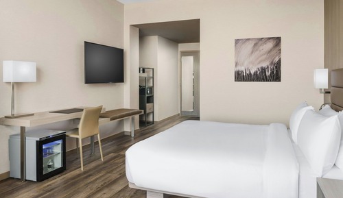 Habitación estándar, 1 cama de matrimonio grande (Mobility Accessible, Tub)