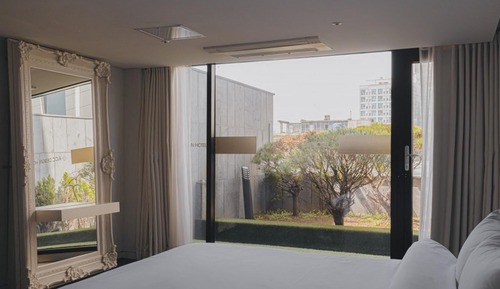 Room (Fashion suite)